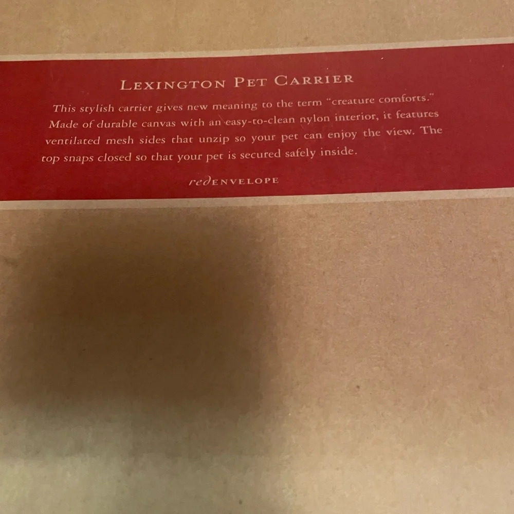 NWT Red Envelope Lexington Pet Carrier